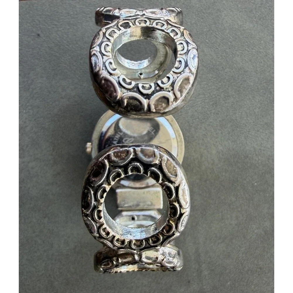 Vintage Geneva Chunky Cuff Bracelet Watch Silver Tone Y2K Boho Statement